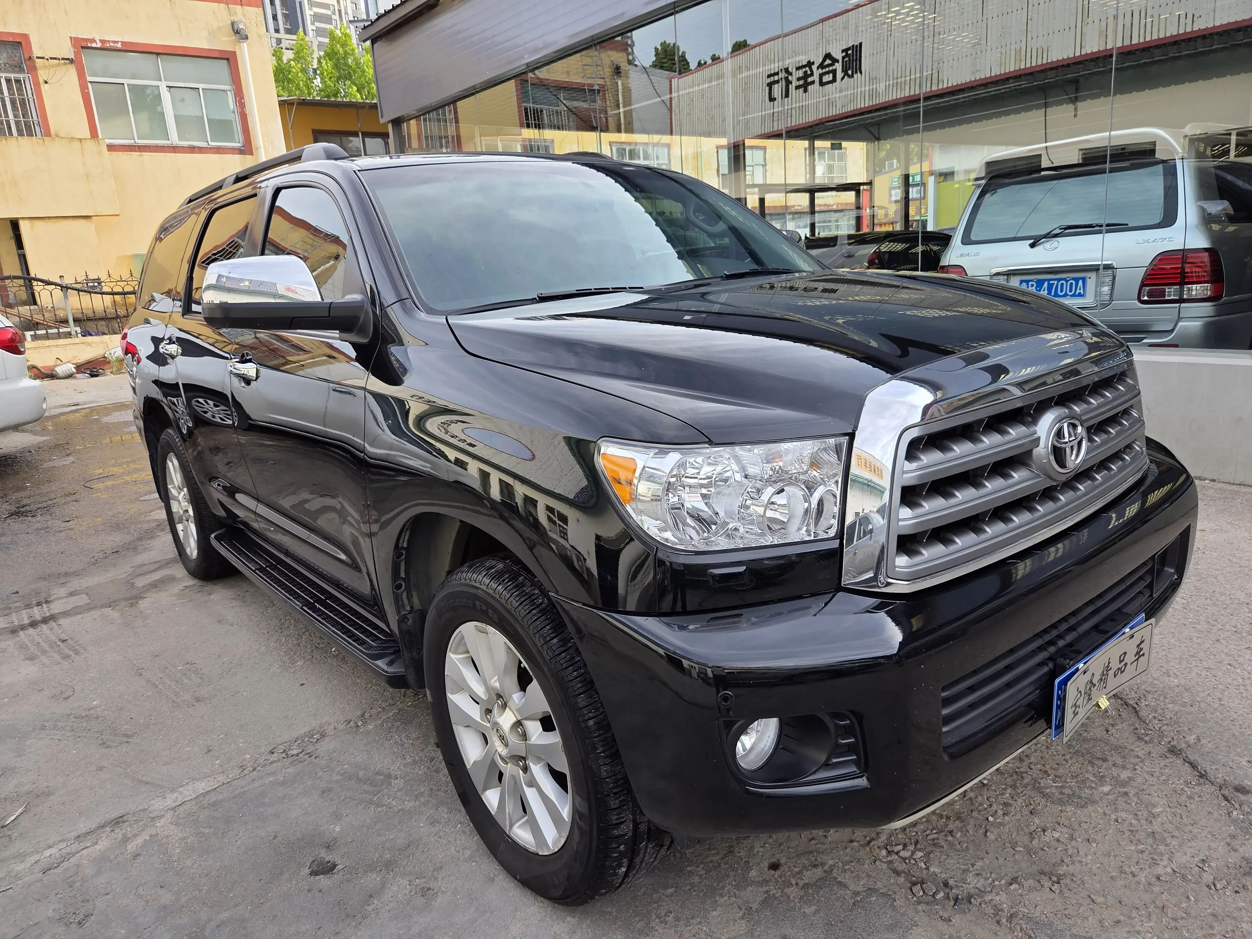 Toyota Sequoia