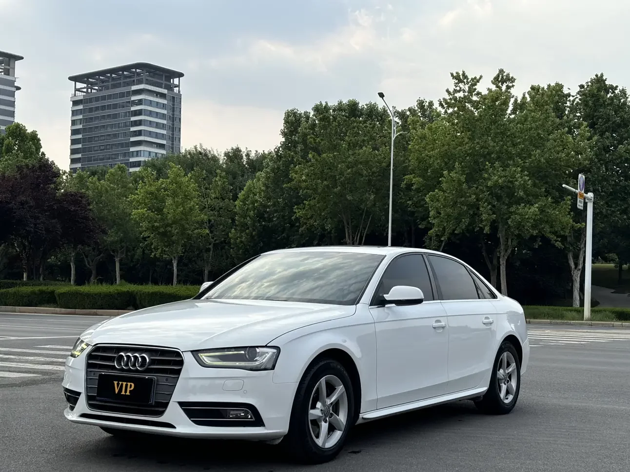 Audi A4L