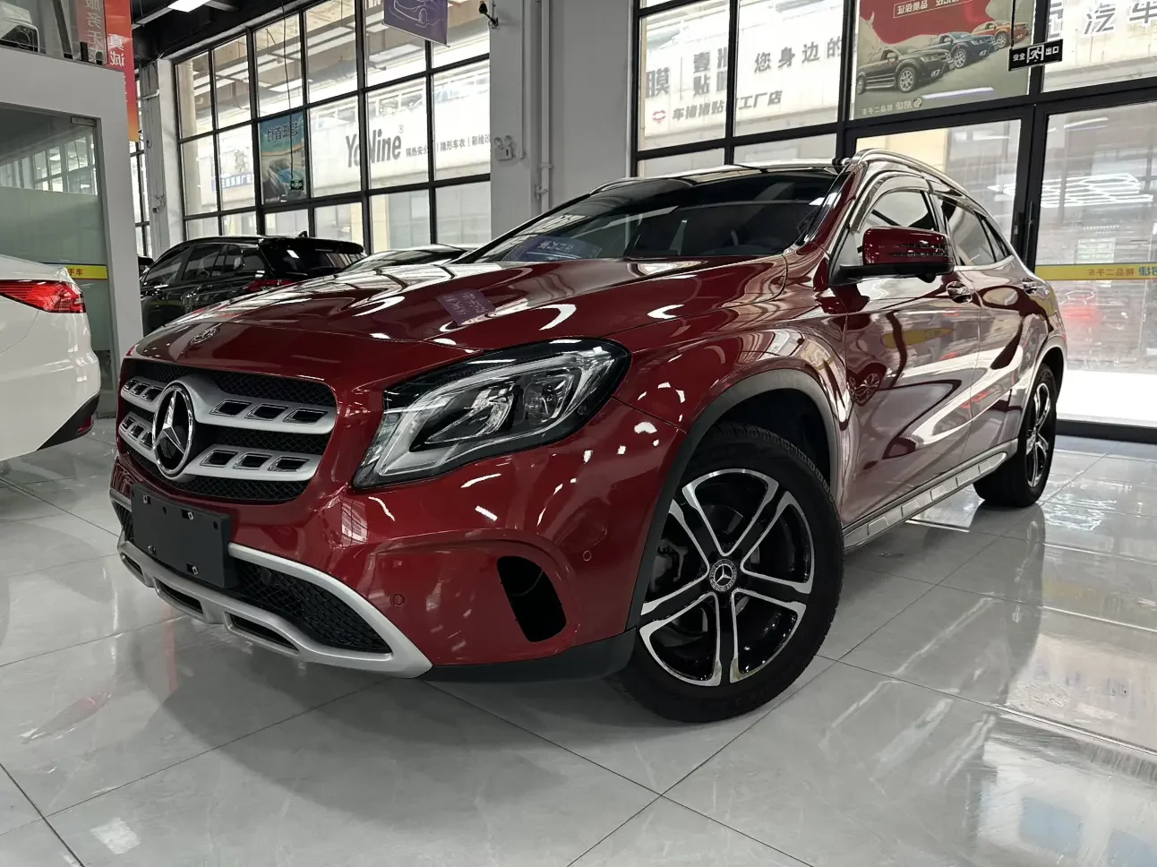 Mercedes-Benz GLA