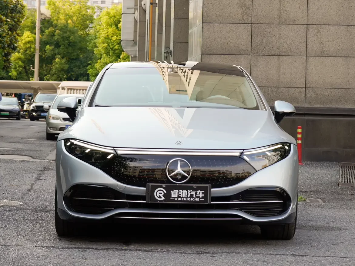 Mercedes-Benz EQS