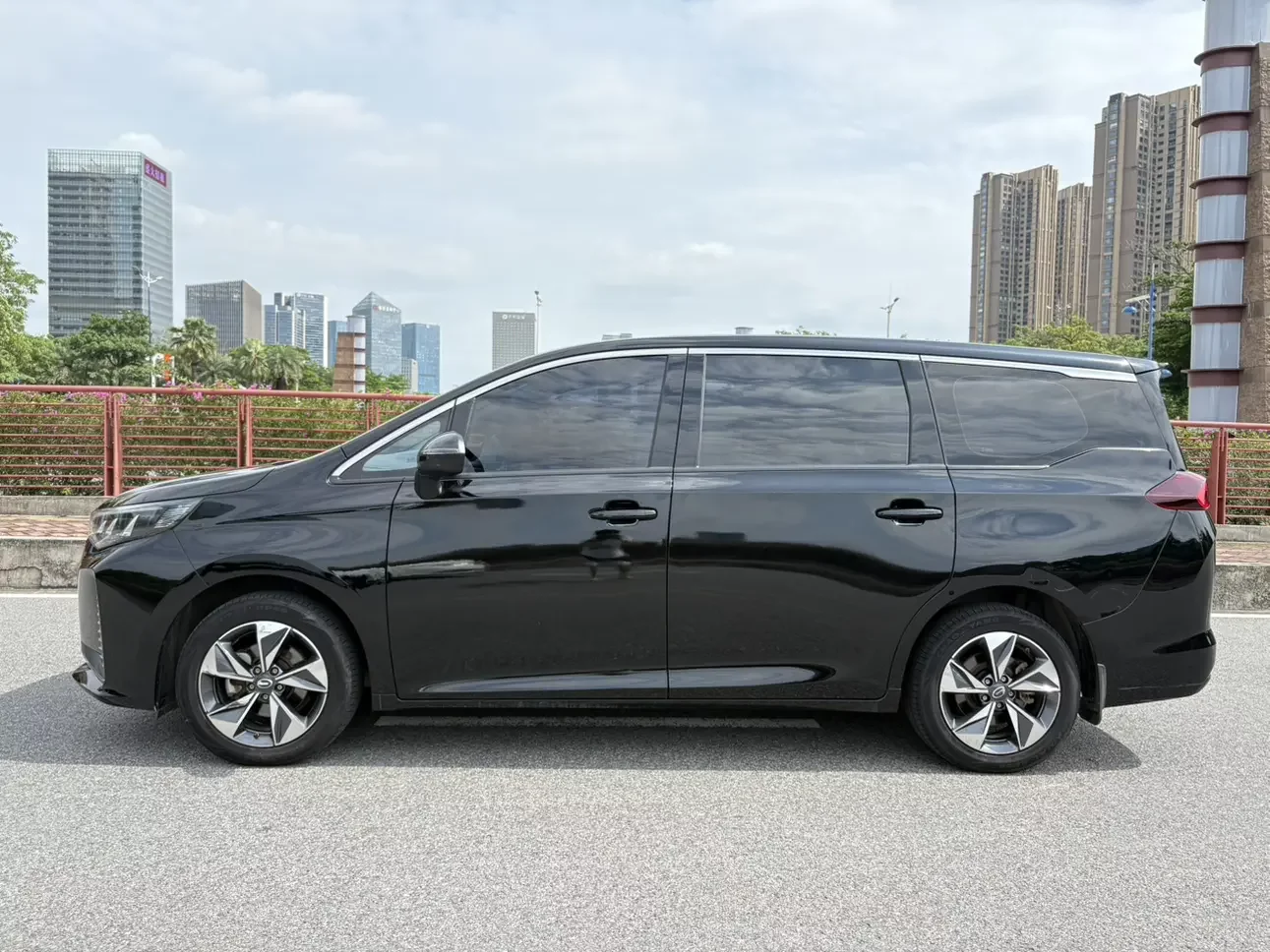 GAC Trumpchi M6