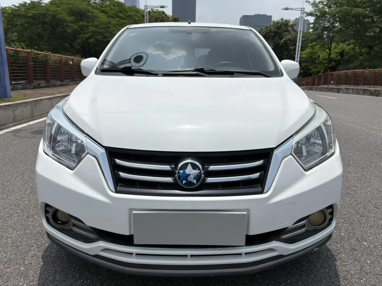 Kai Chen Venucia R50