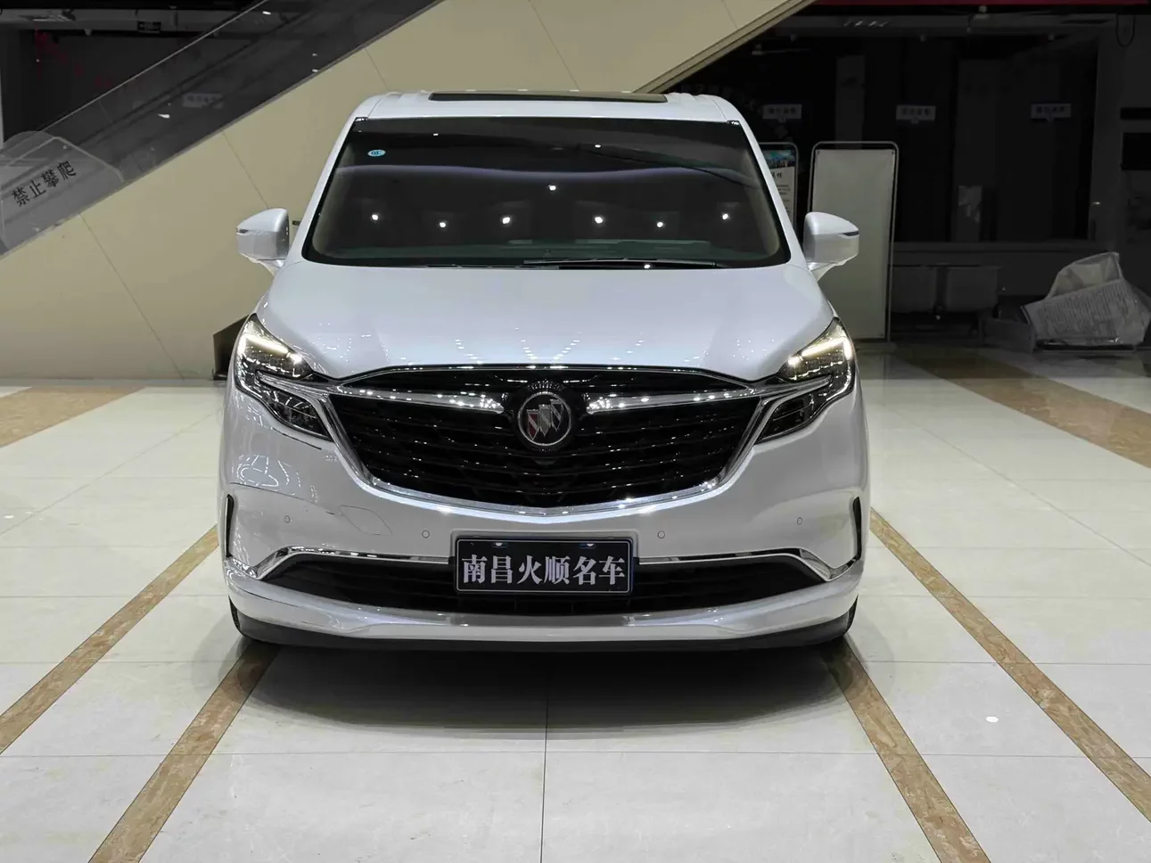 Buick GL8