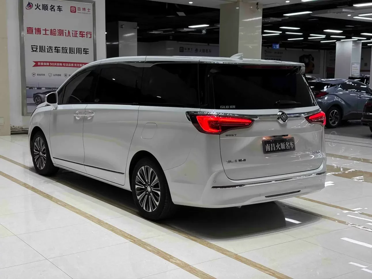 Buick GL8