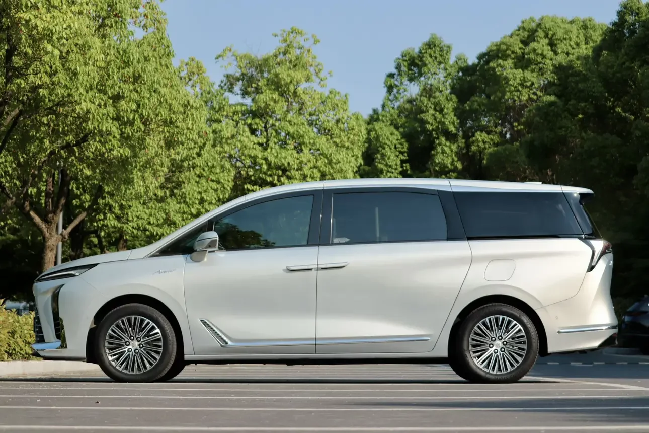 Buick GL8 PHEV