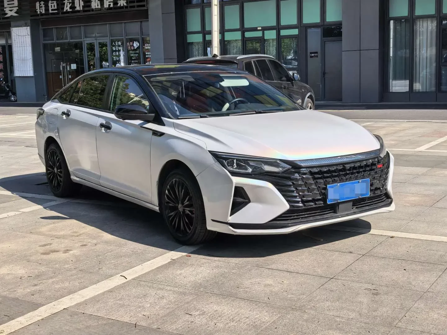 Dongfeng Yixuan MAX