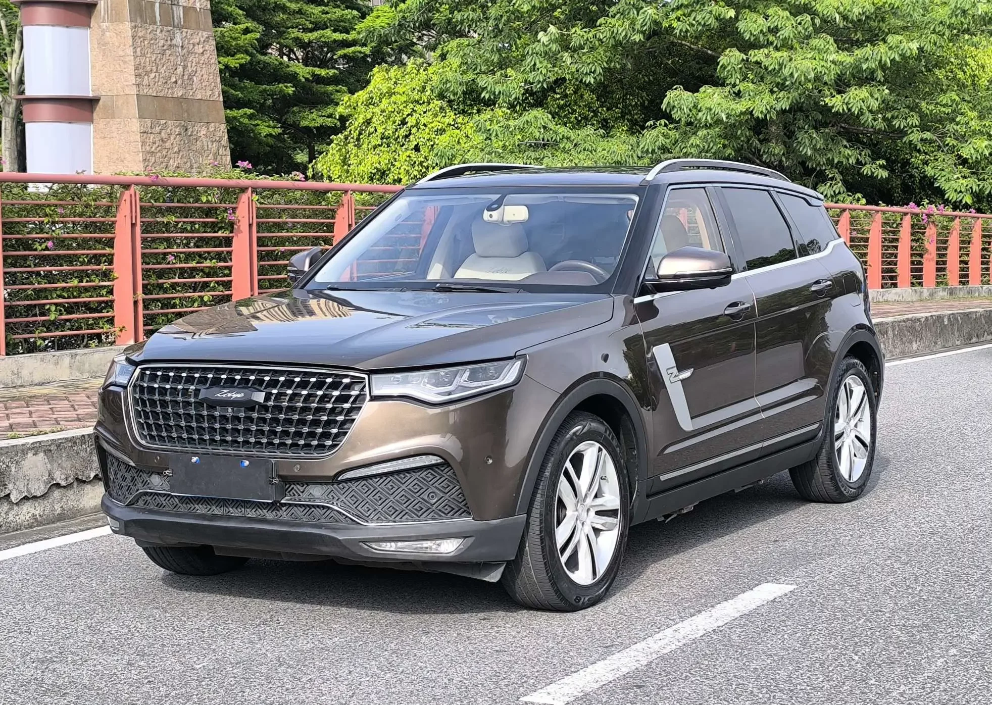 Zotye T700