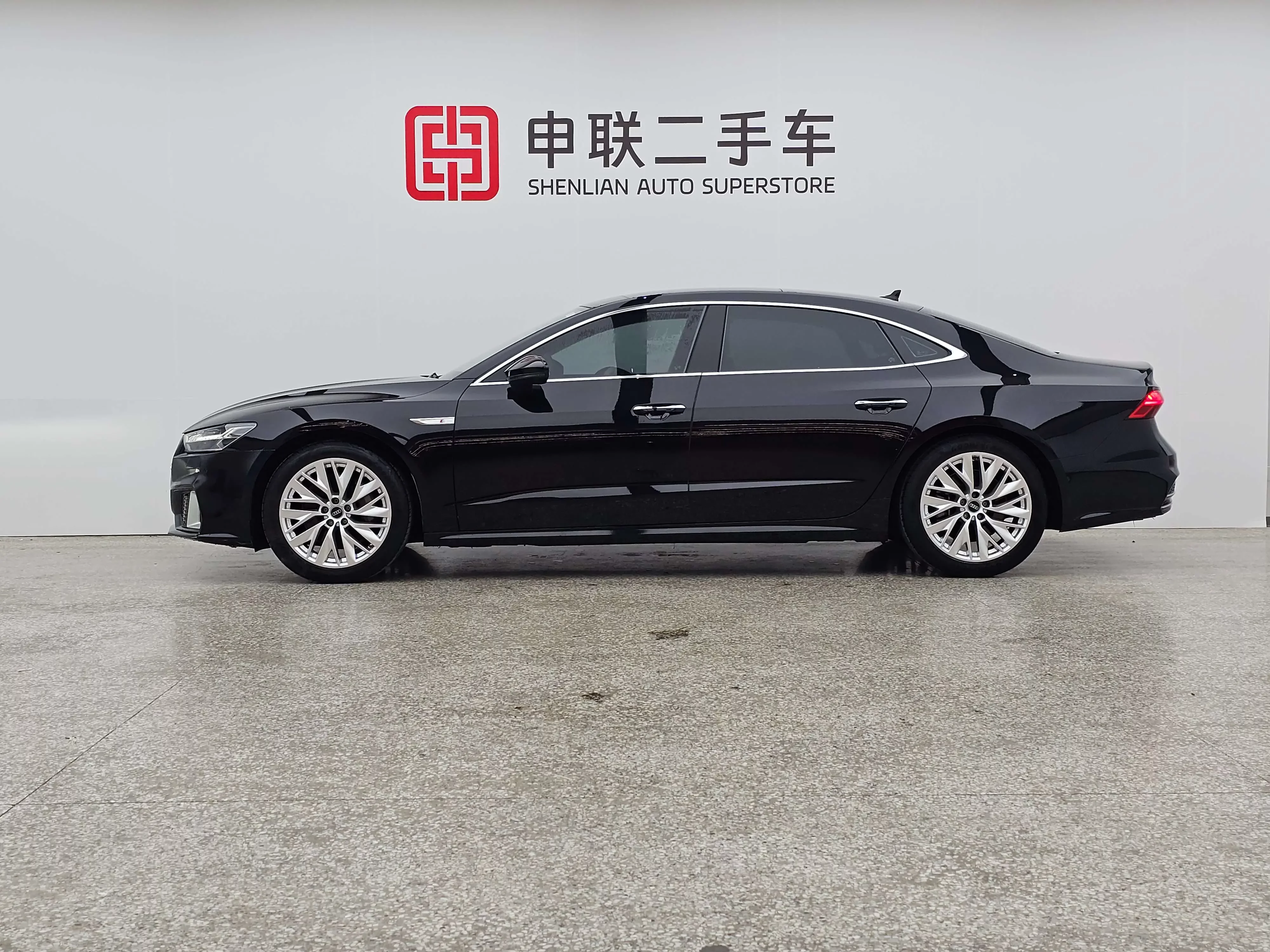 Audi A7L