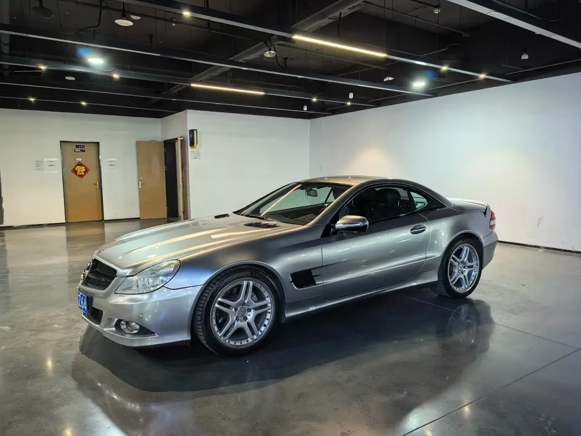Mercedes-Benz SL Class
