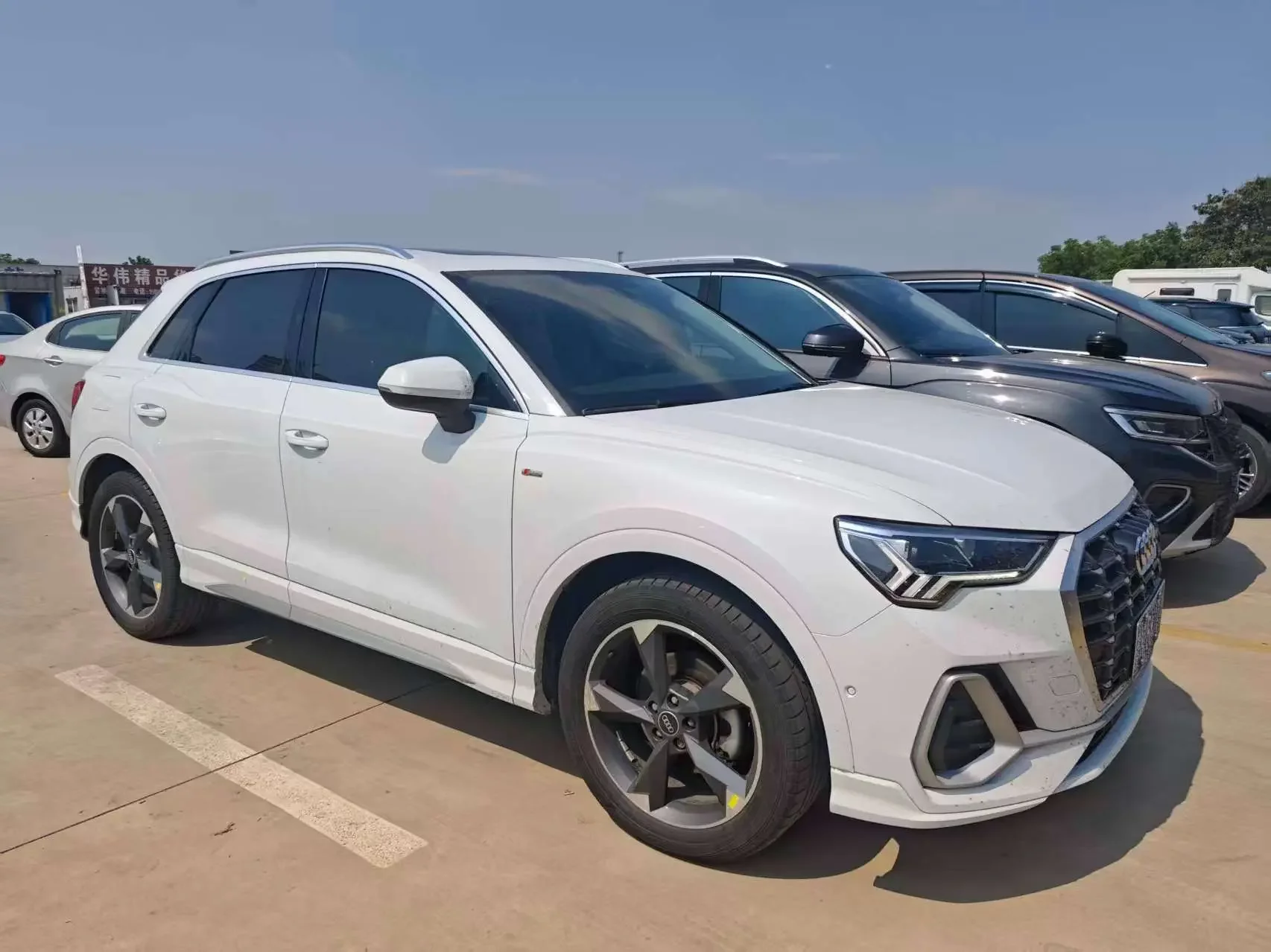 Audi Q3