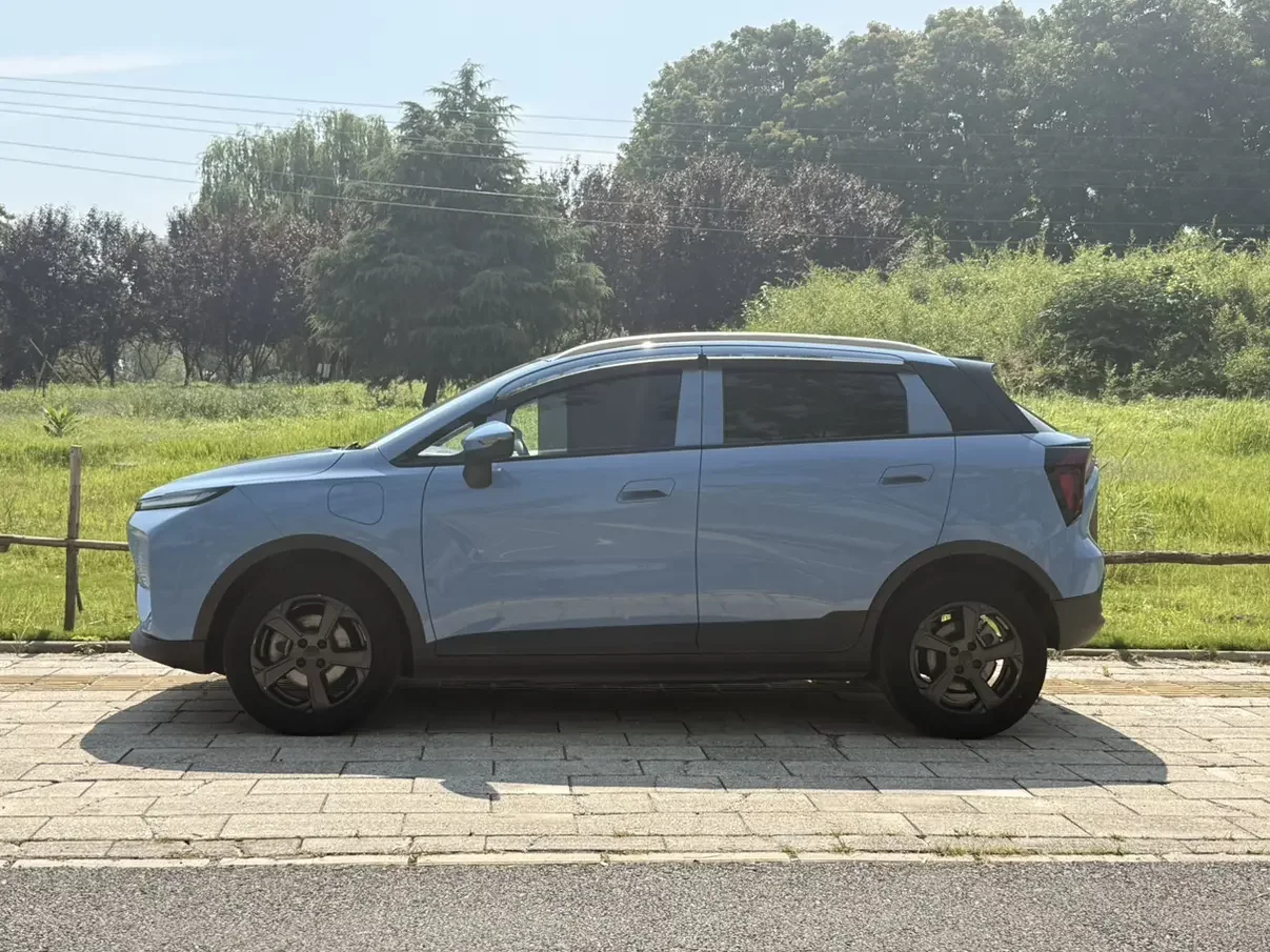 Geely Geometry E Firefly