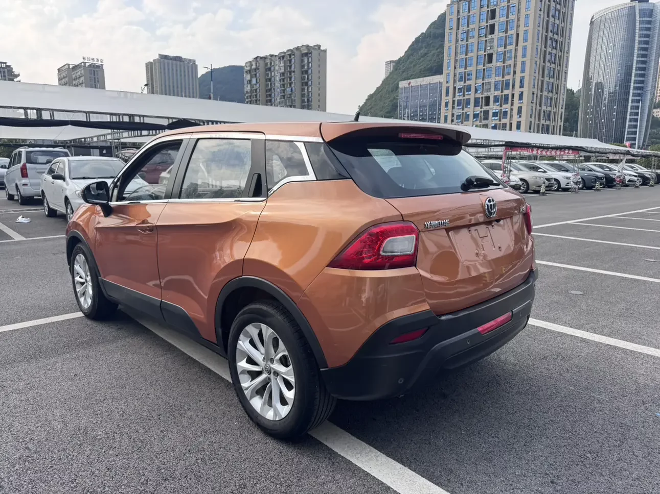 Brilliance China V3
