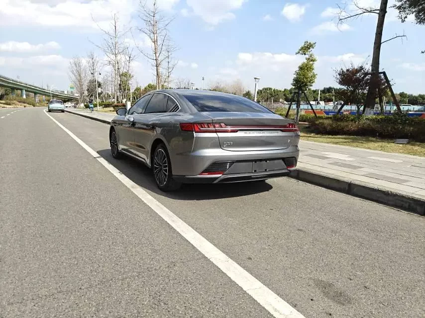 BYD Han EV