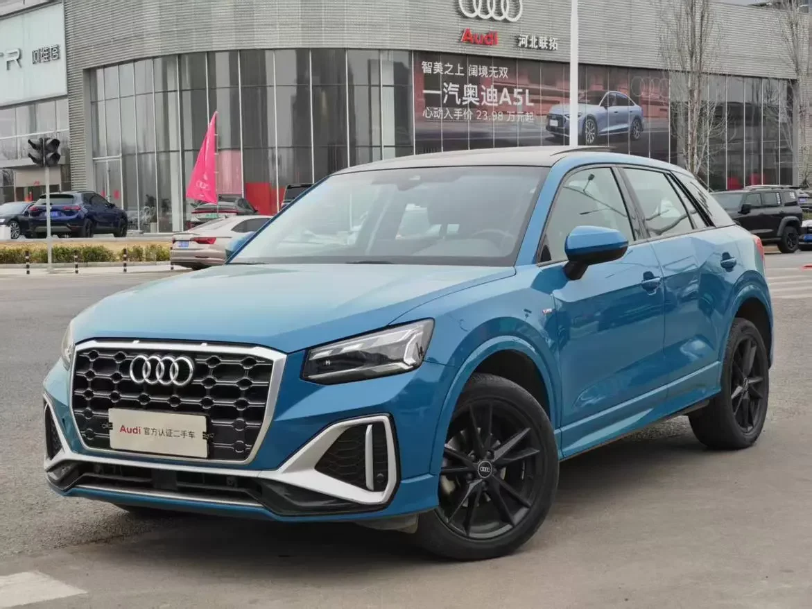 Audi Q2L
