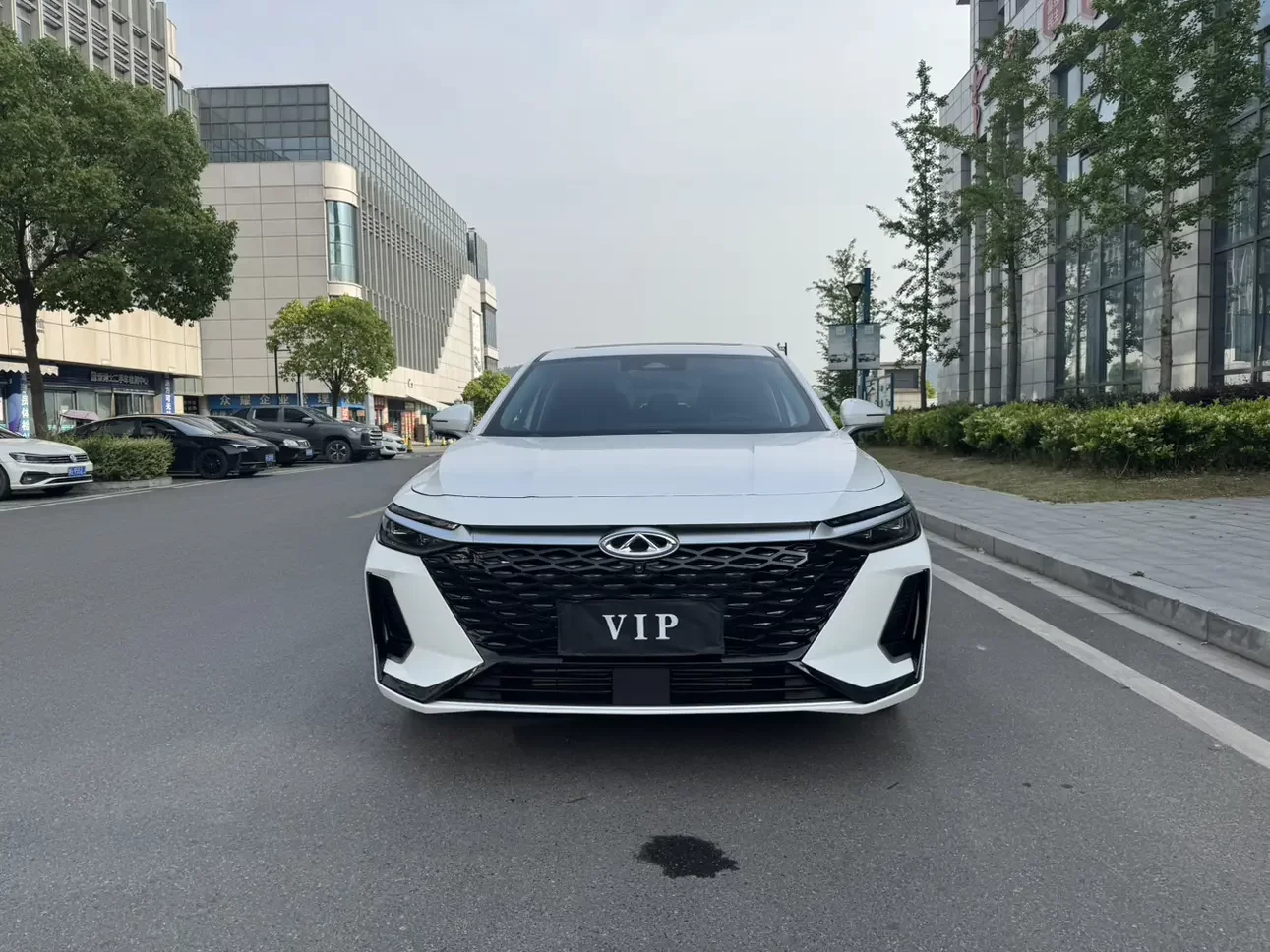 Chery Arrizo 8