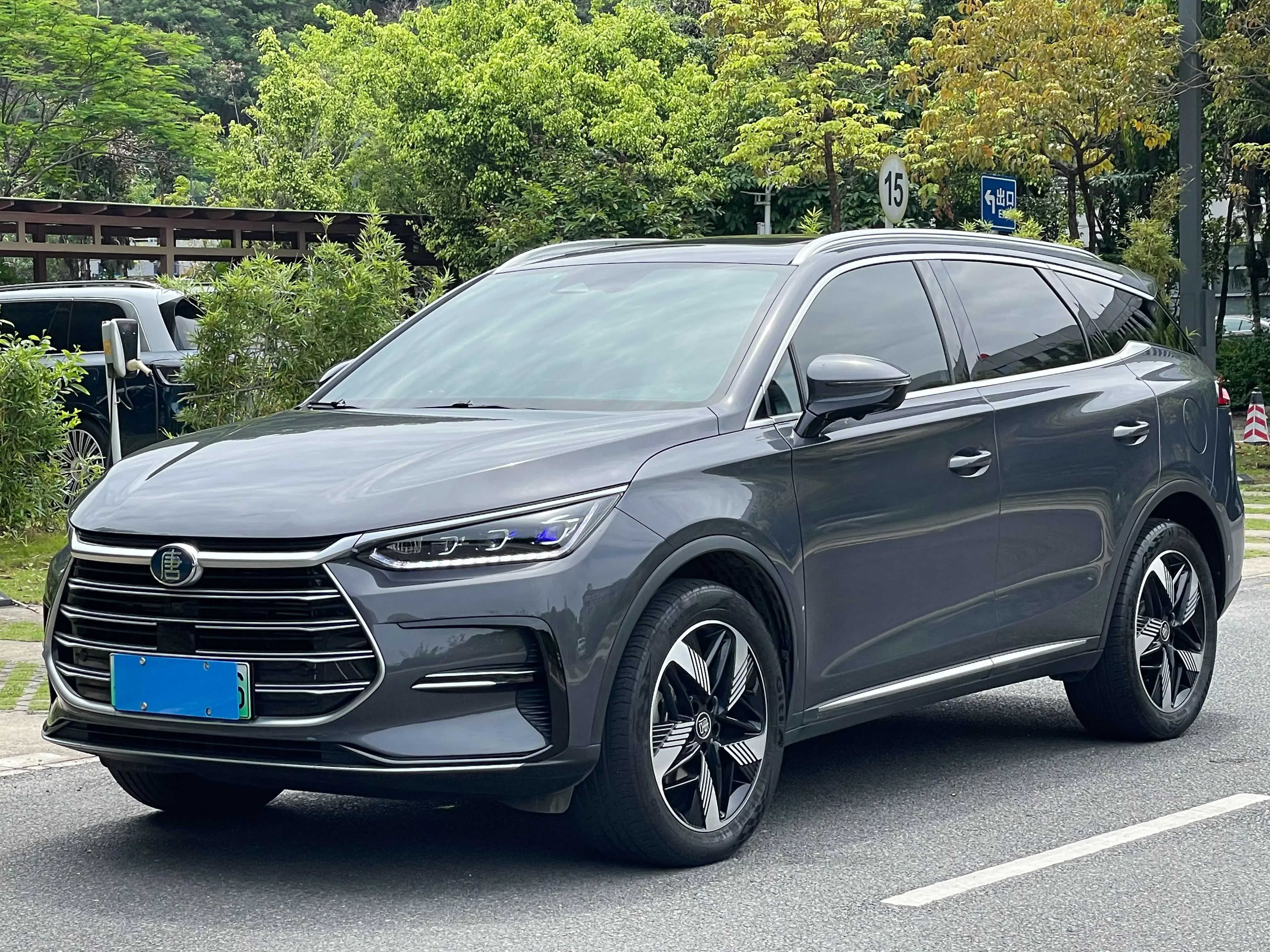 BYD Tang DM