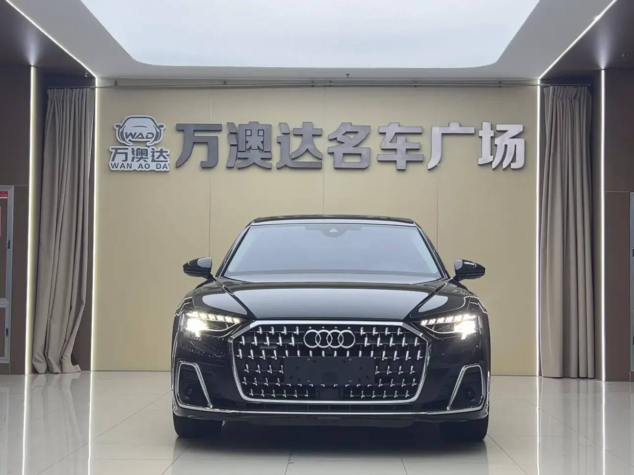 Audi A8