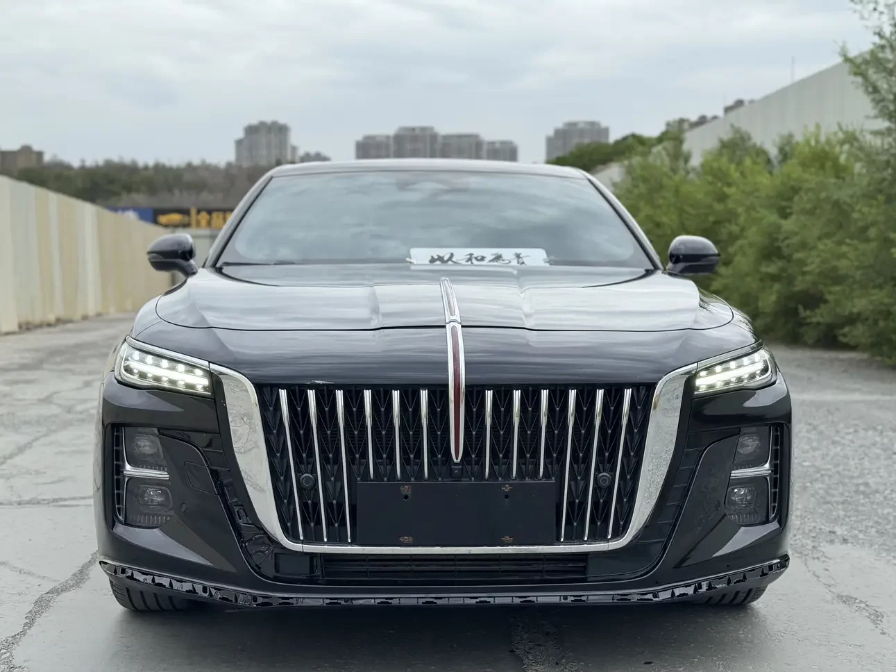 Hongqi H5