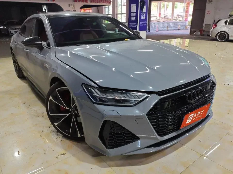 Audi A7L