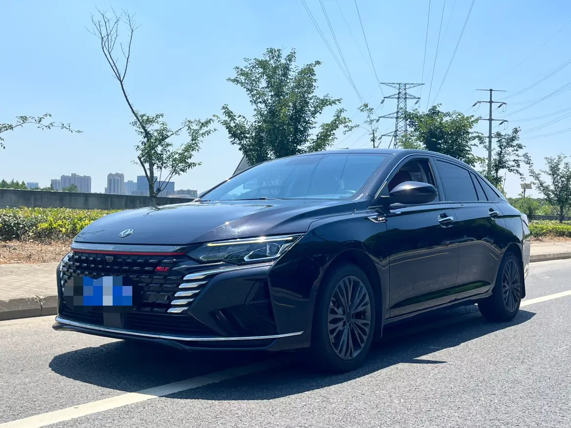 Dongfeng Yixuan MAX