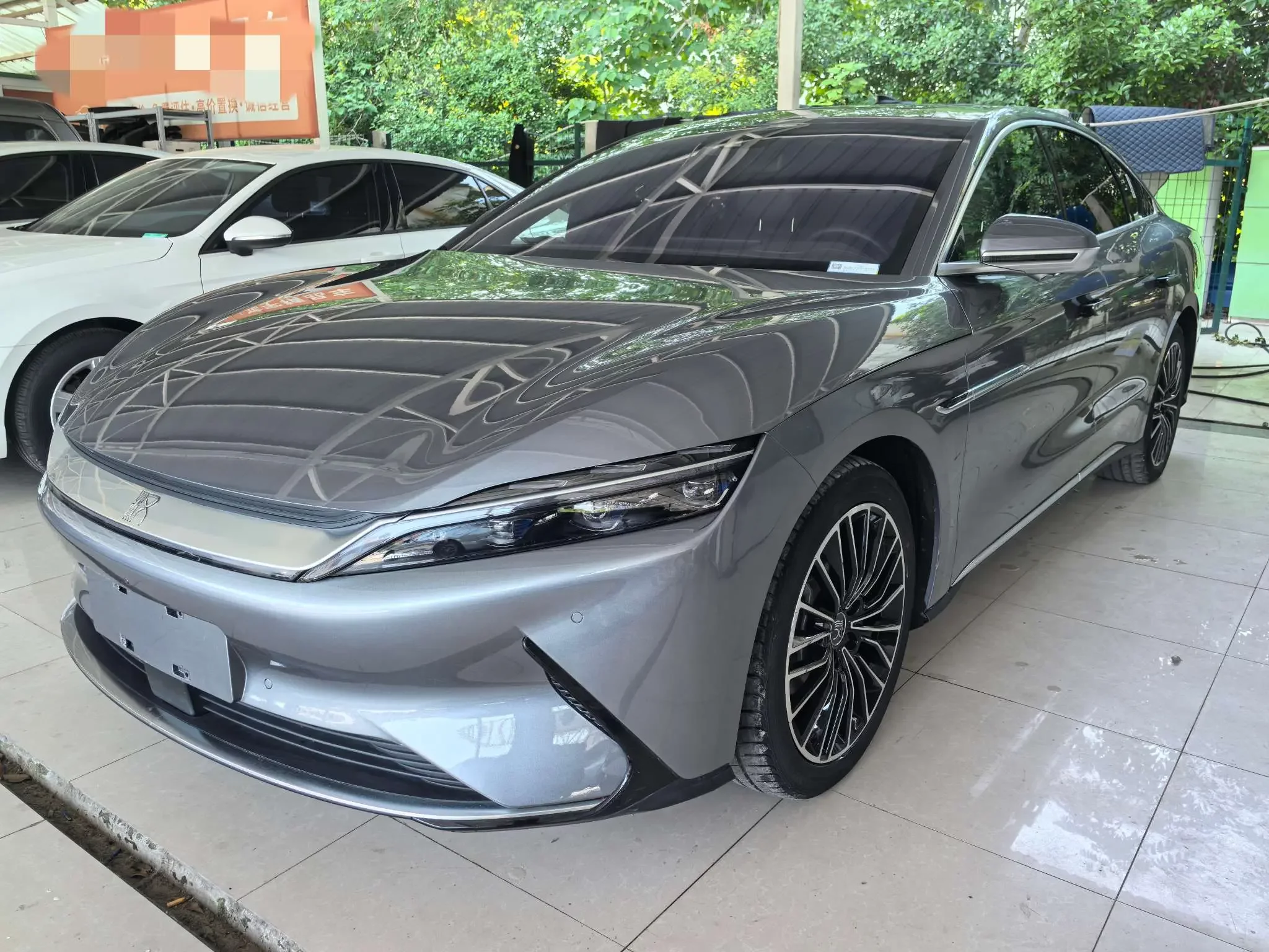 BYD Han EV