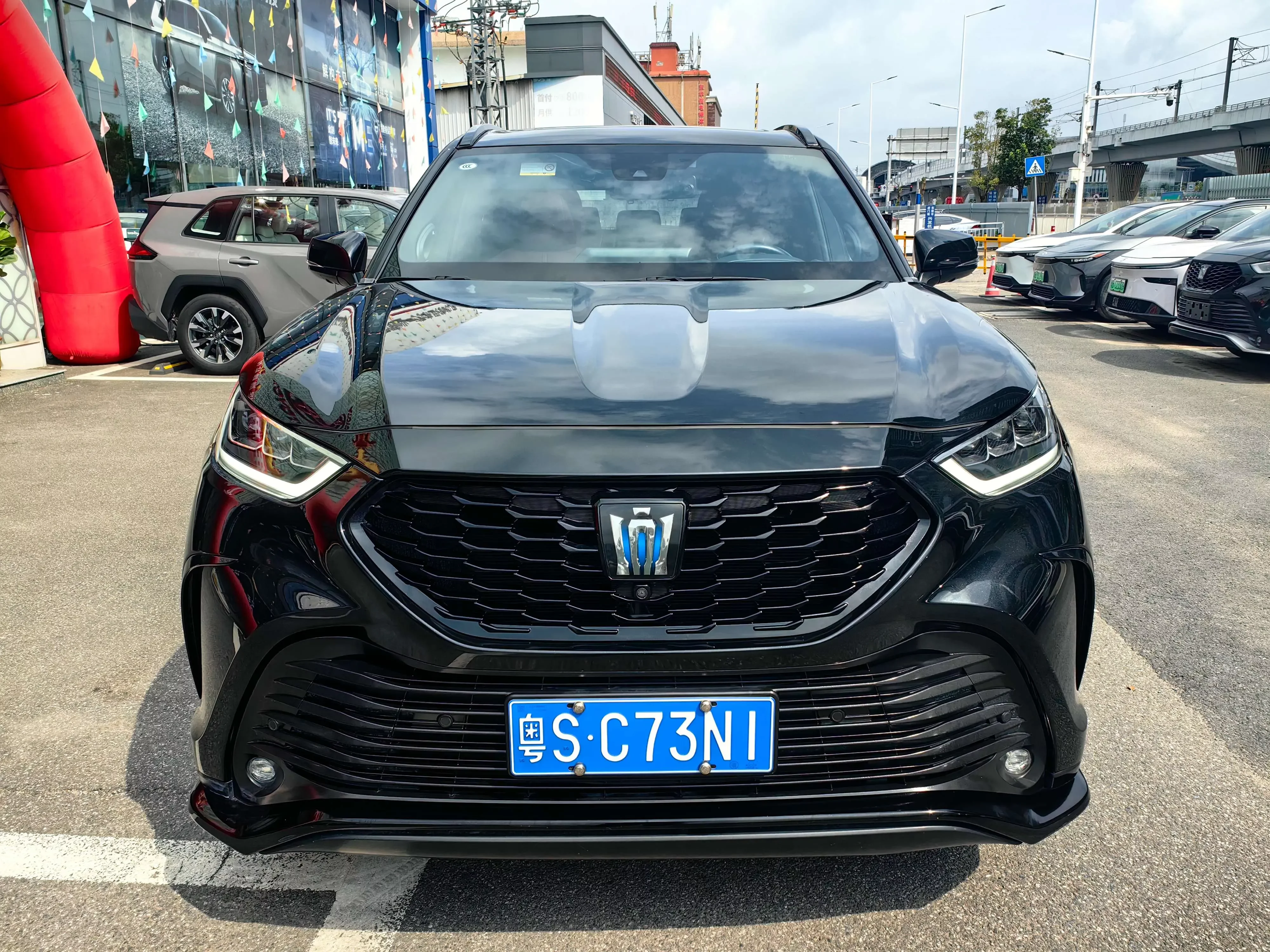 Toyota Crown Kluger