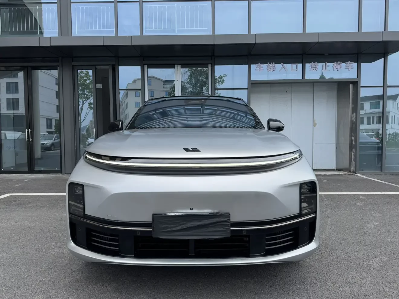 Li L7 (Ideal L7)  из Китая