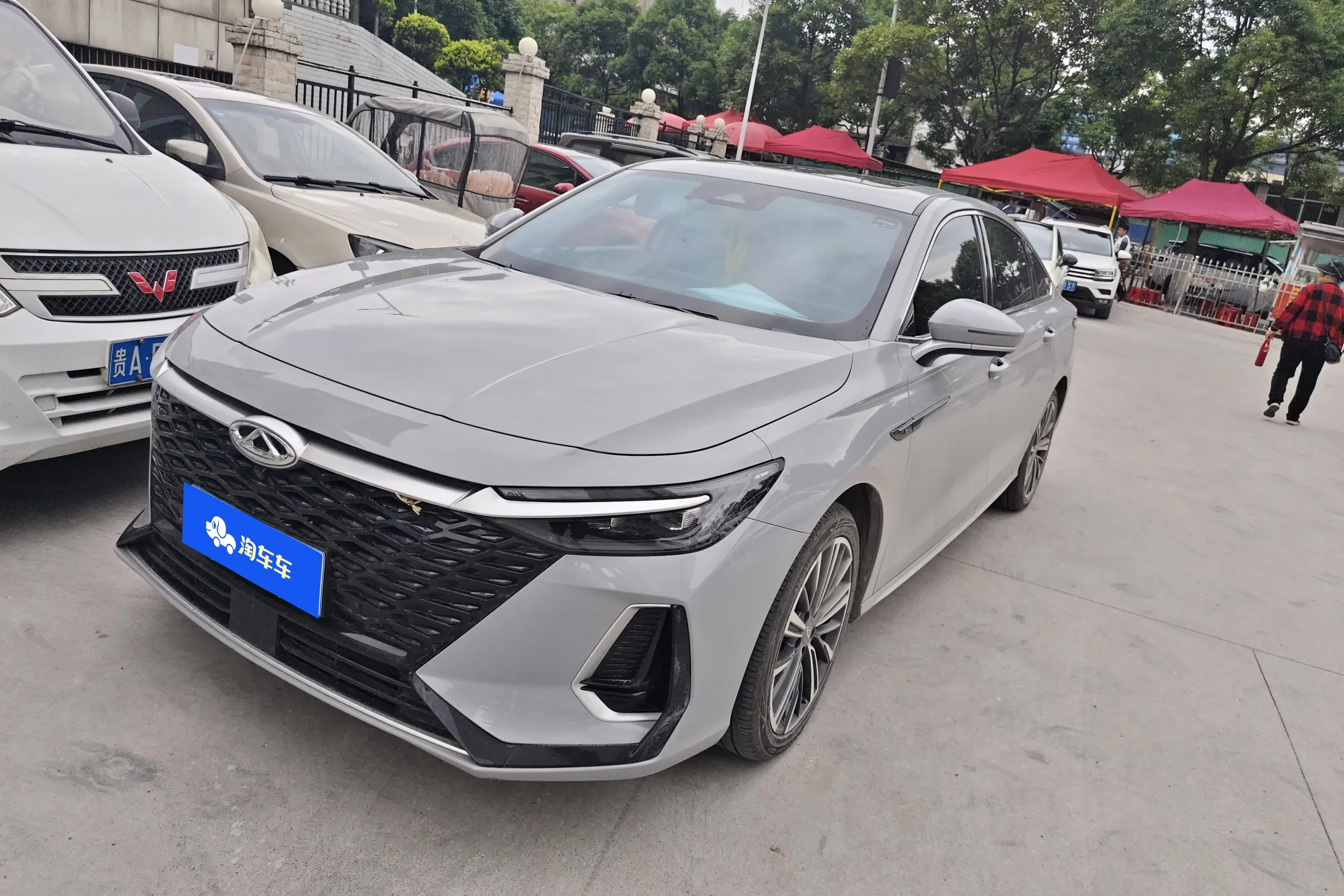 Chery Arrizo 8