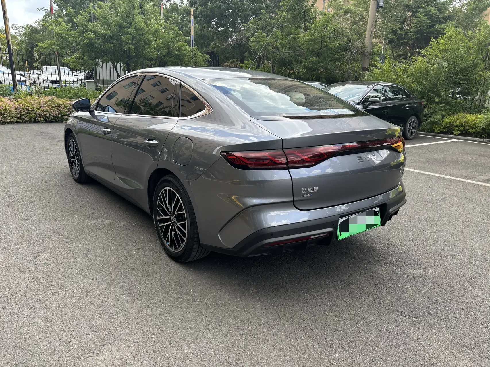 BYD Qin L DM