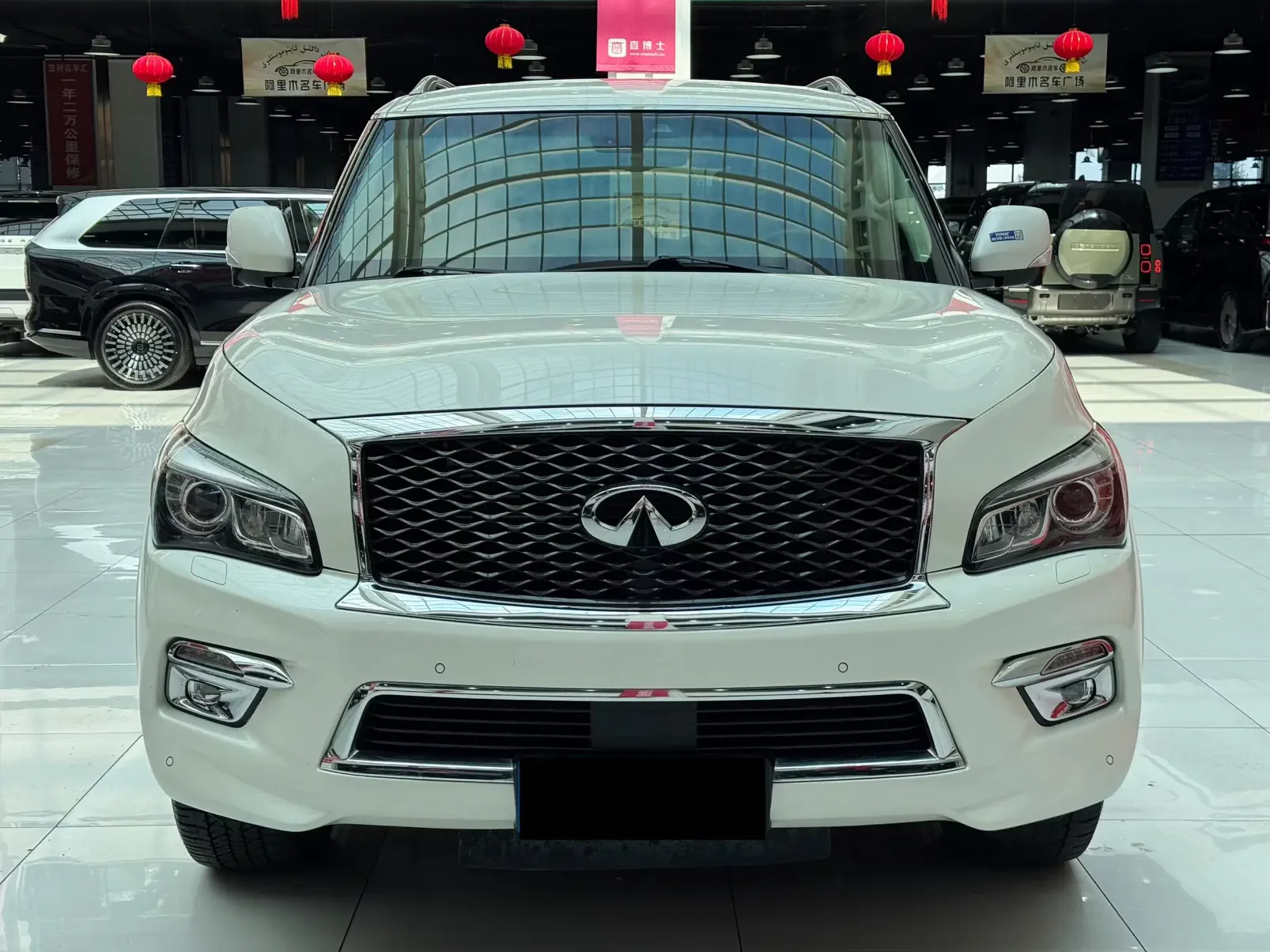 Infiniti QX80