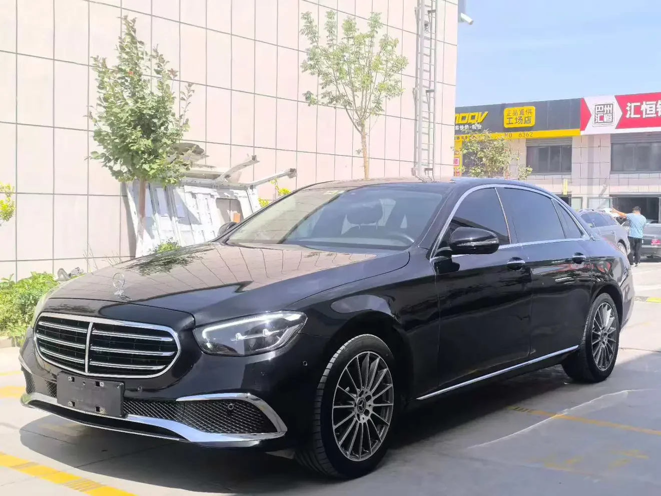 Mercedes-Benz E-Class