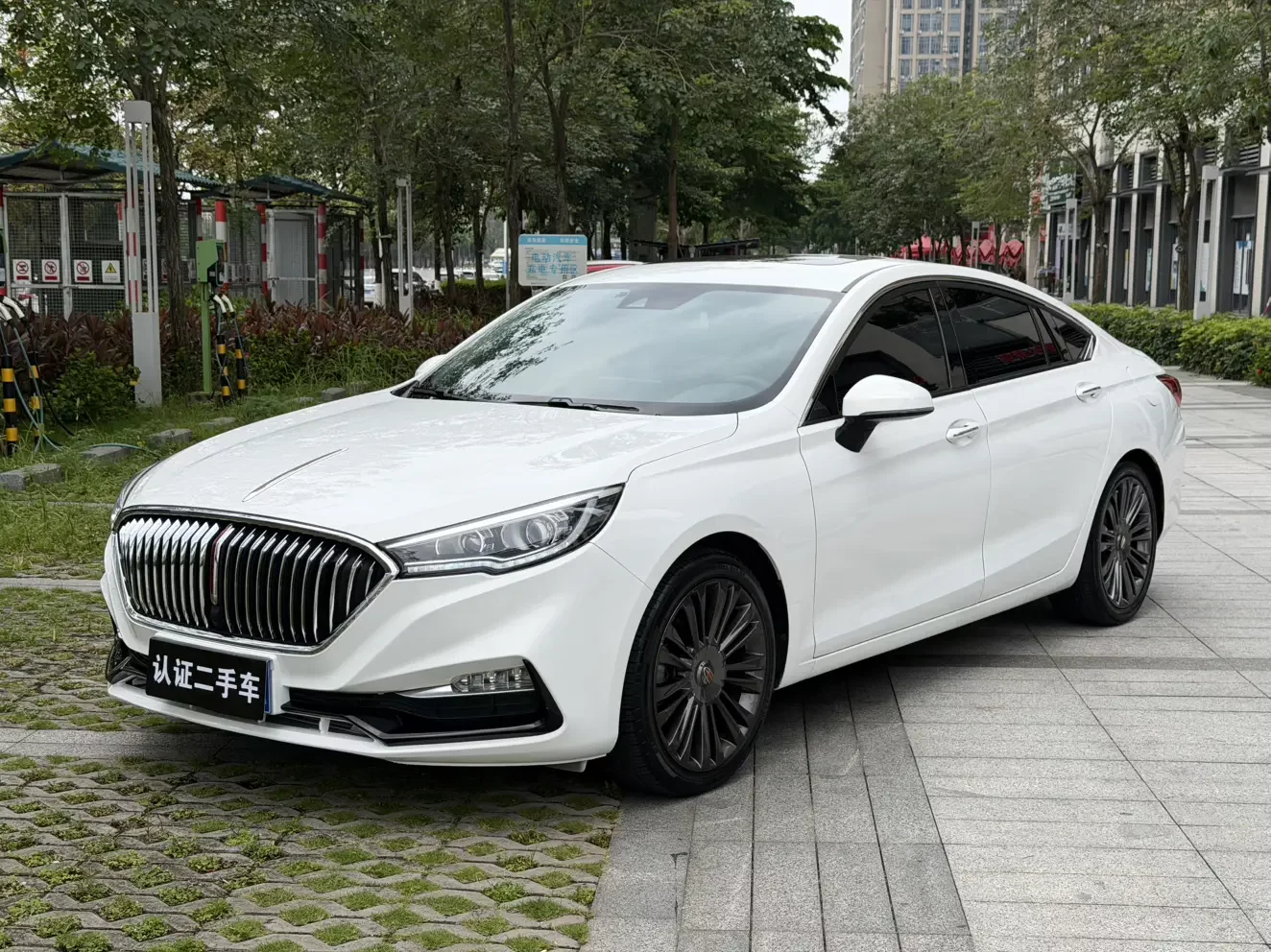 Hongqi H5 classic
