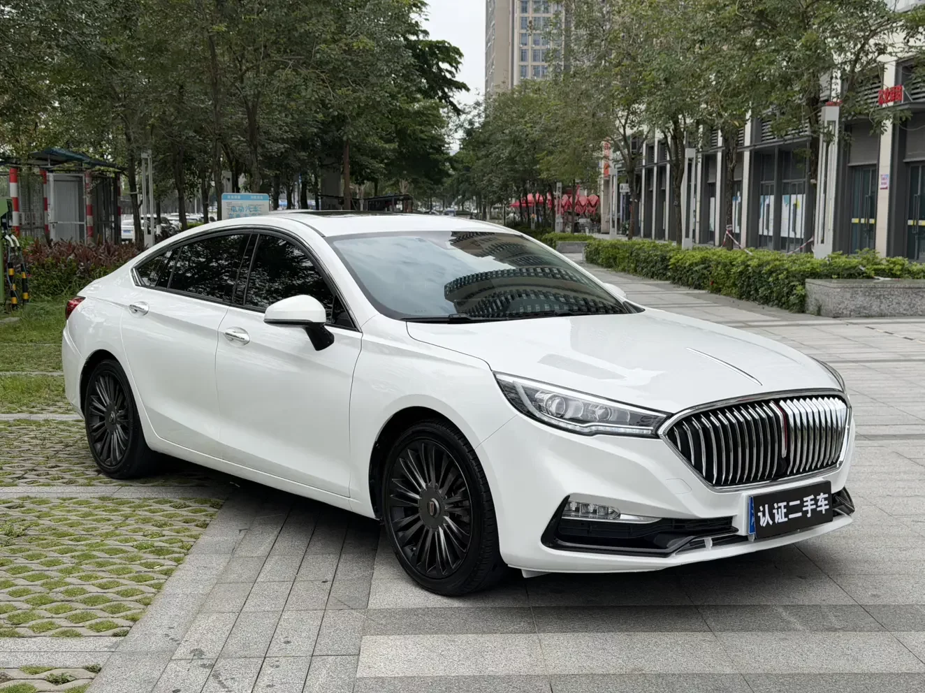 Hongqi H5 classic