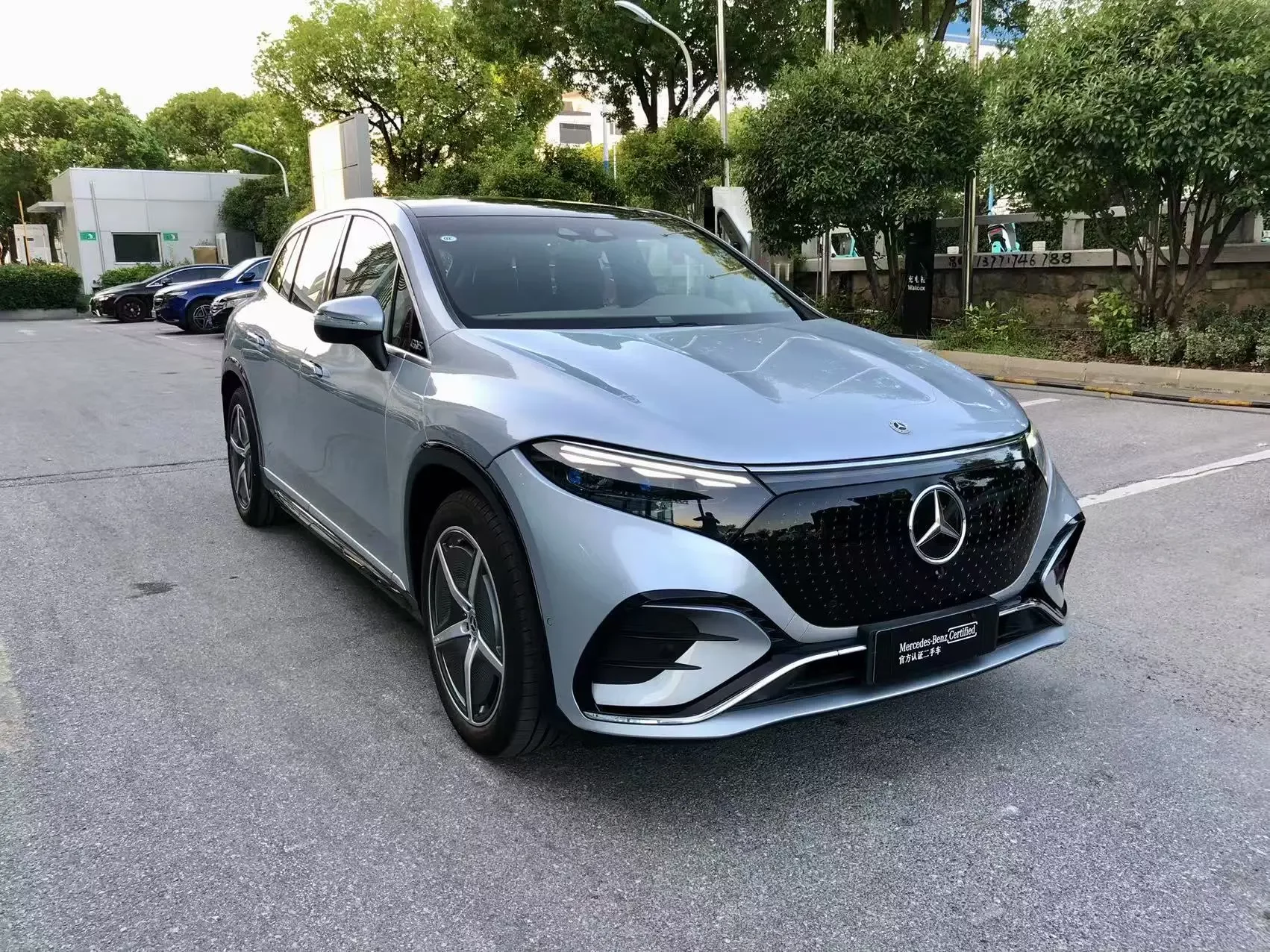 Mercedes-Benz EQS SUV