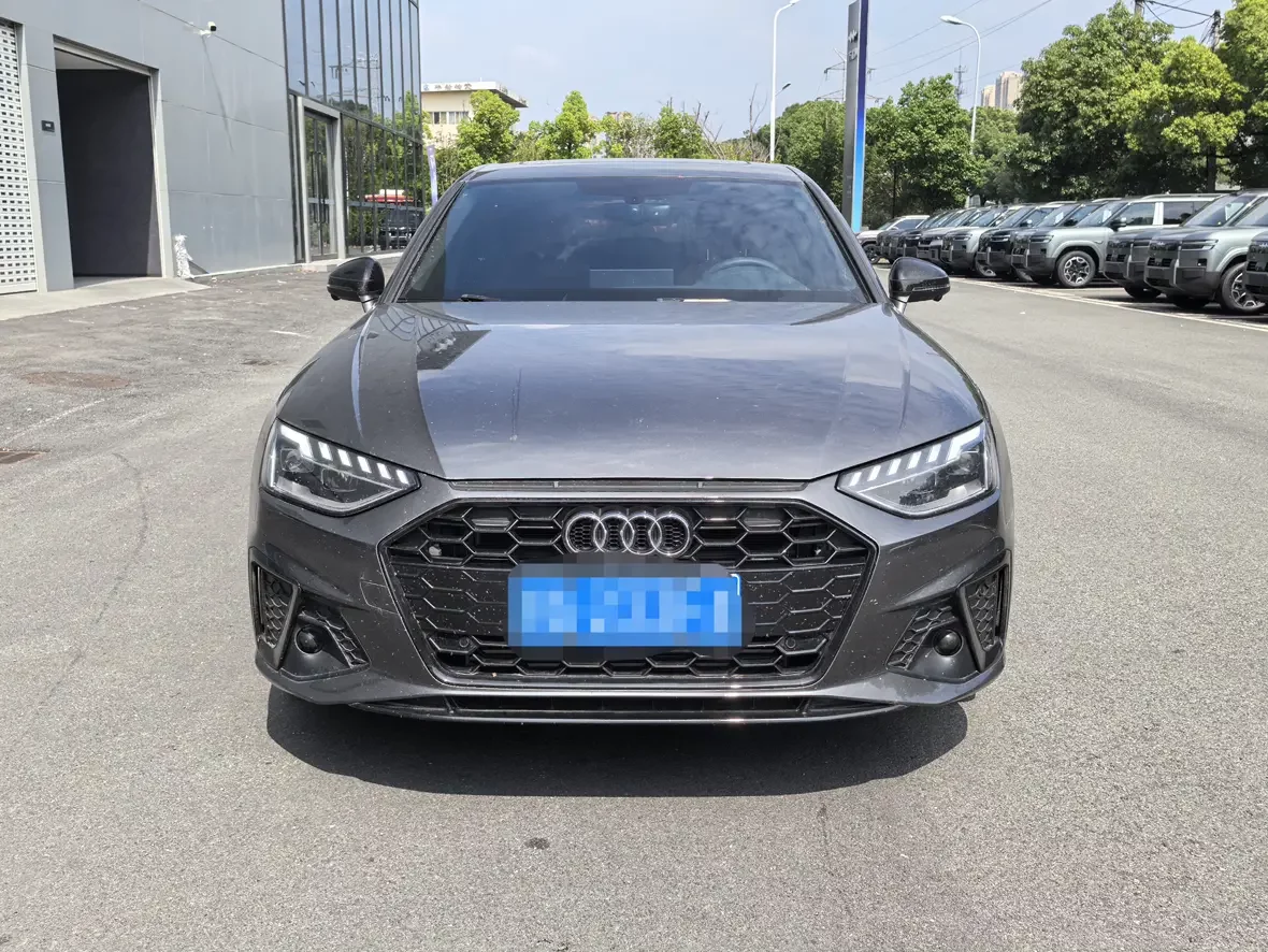 Audi A4L