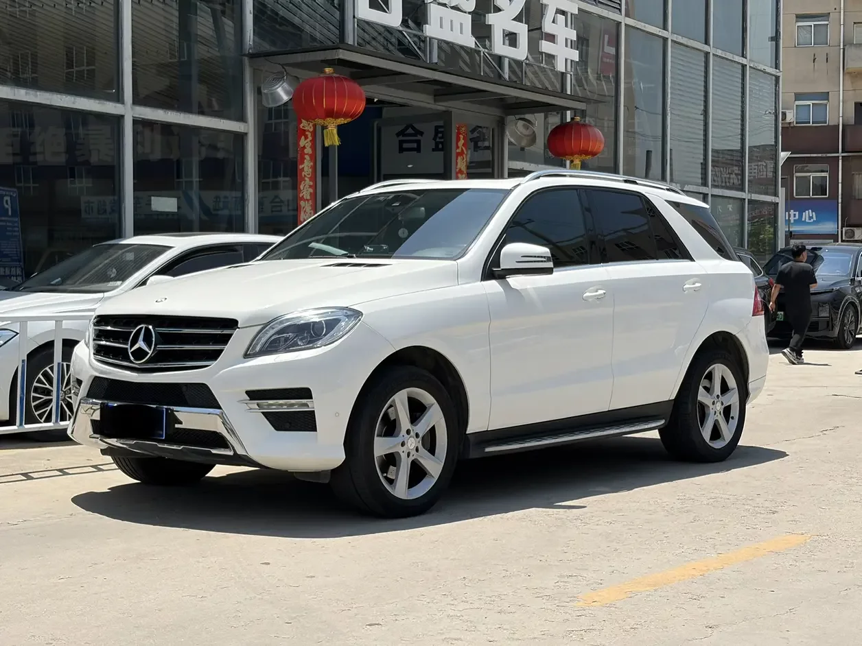 Mercedes-Benz M Class