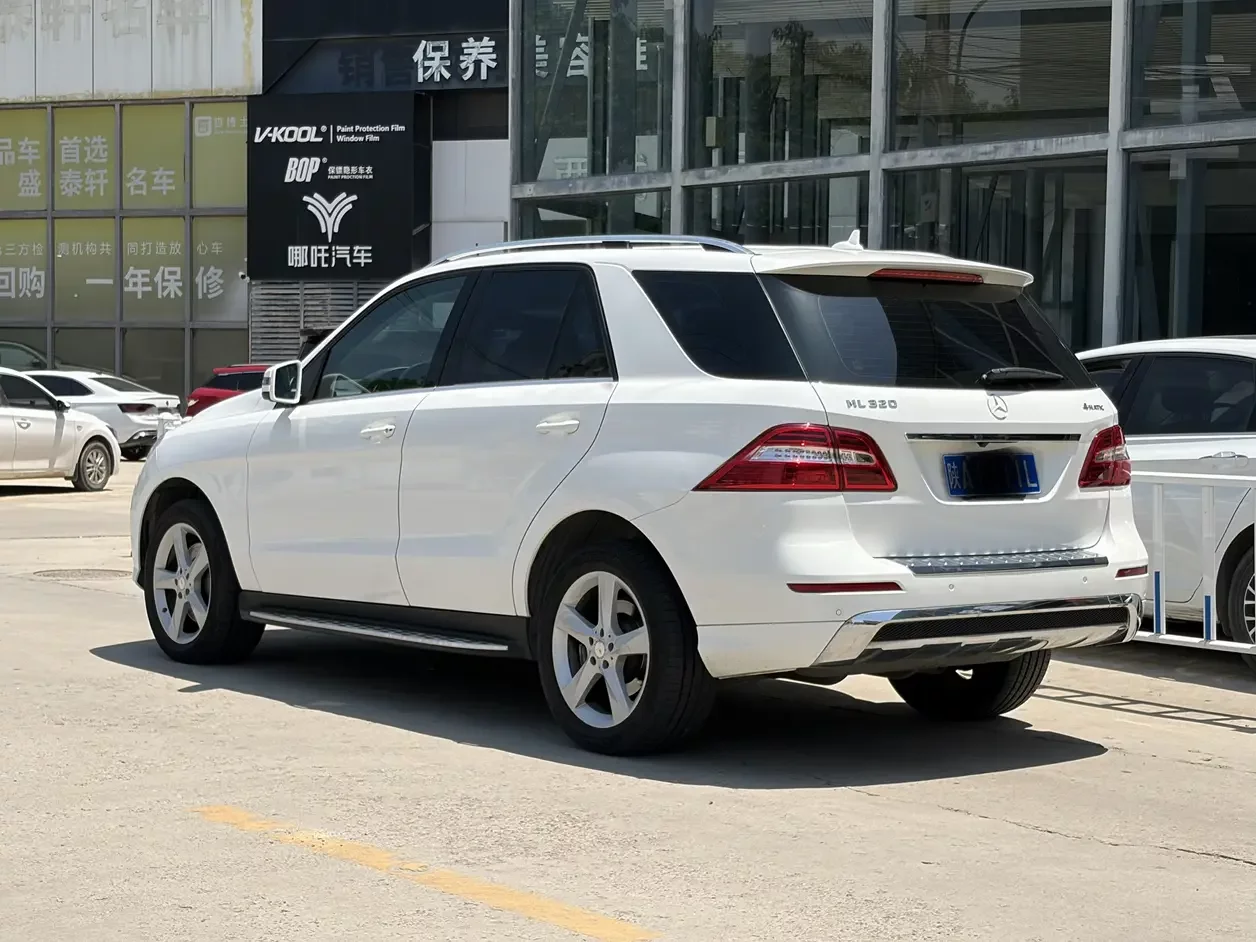 Mercedes-Benz M Class