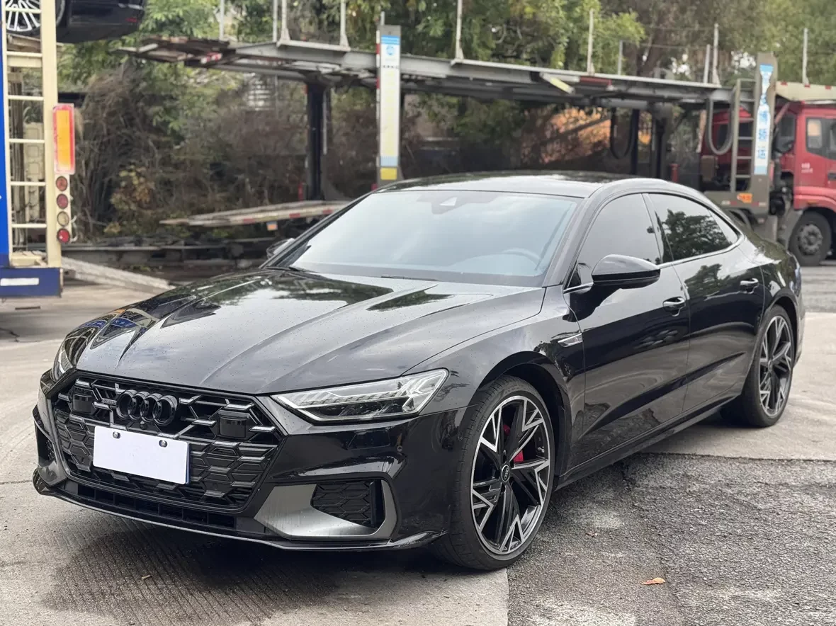 Audi A7L