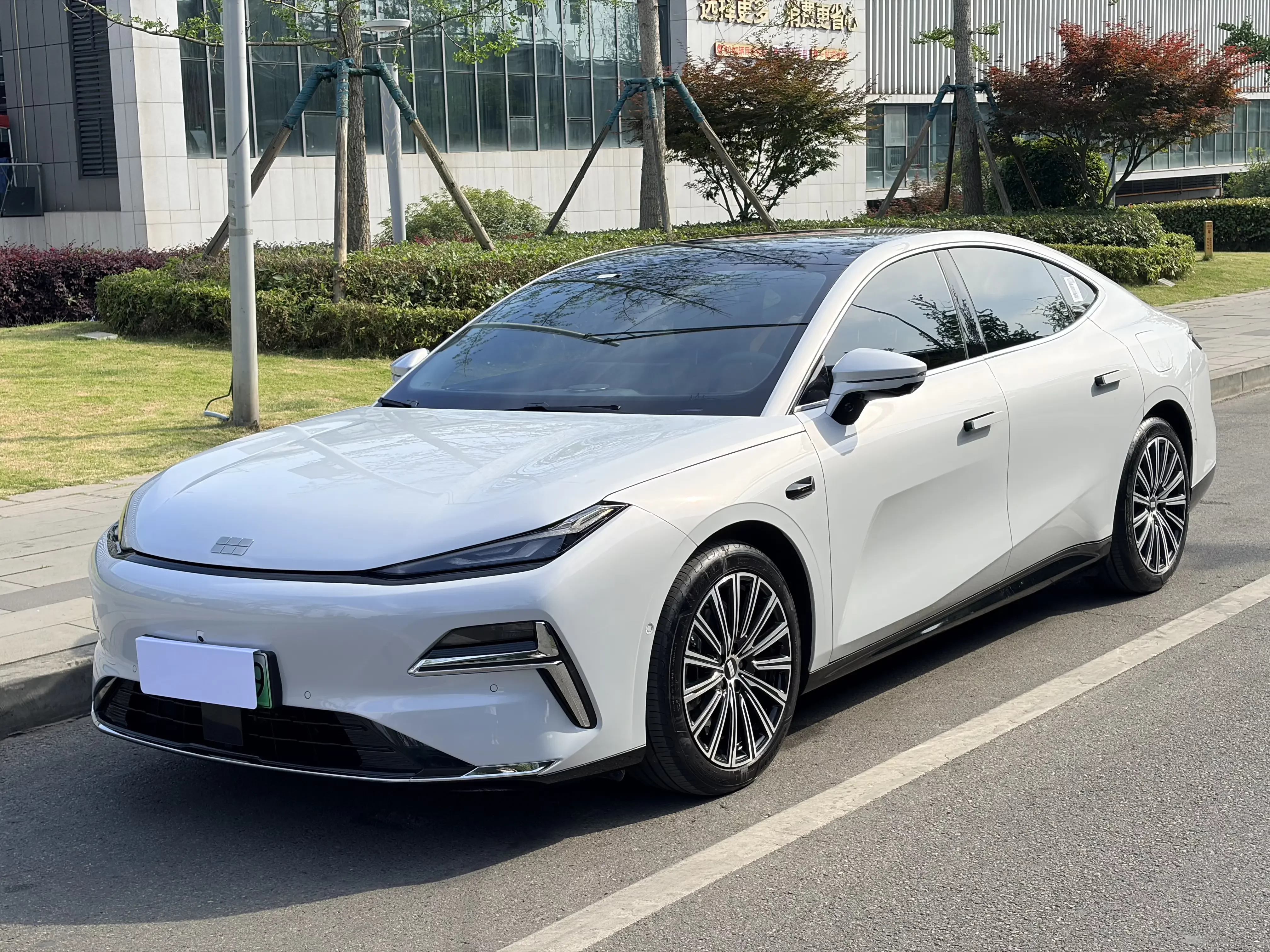Geely Galaxy Star 8 PHEV