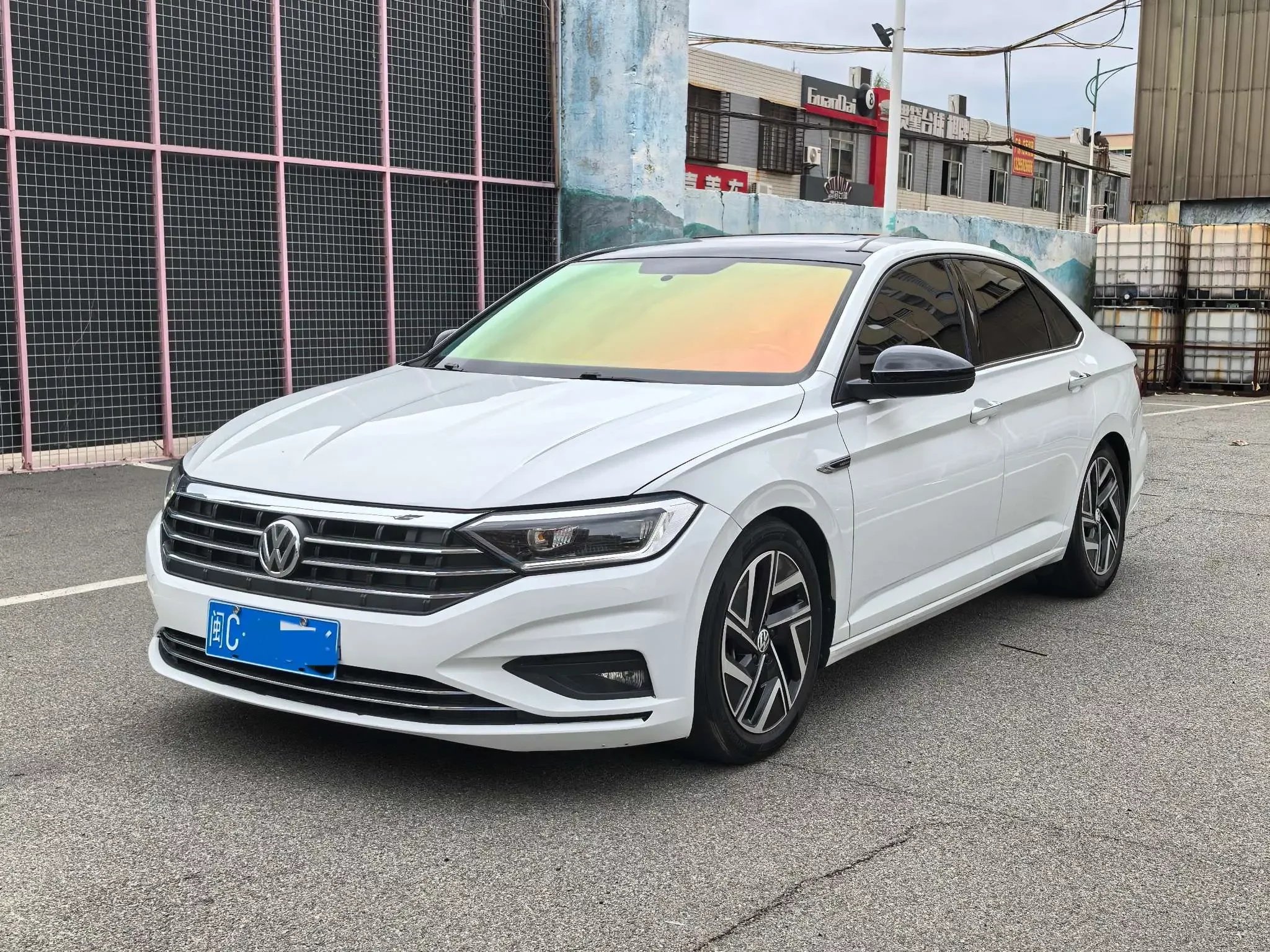 Volkswagen Sagitar