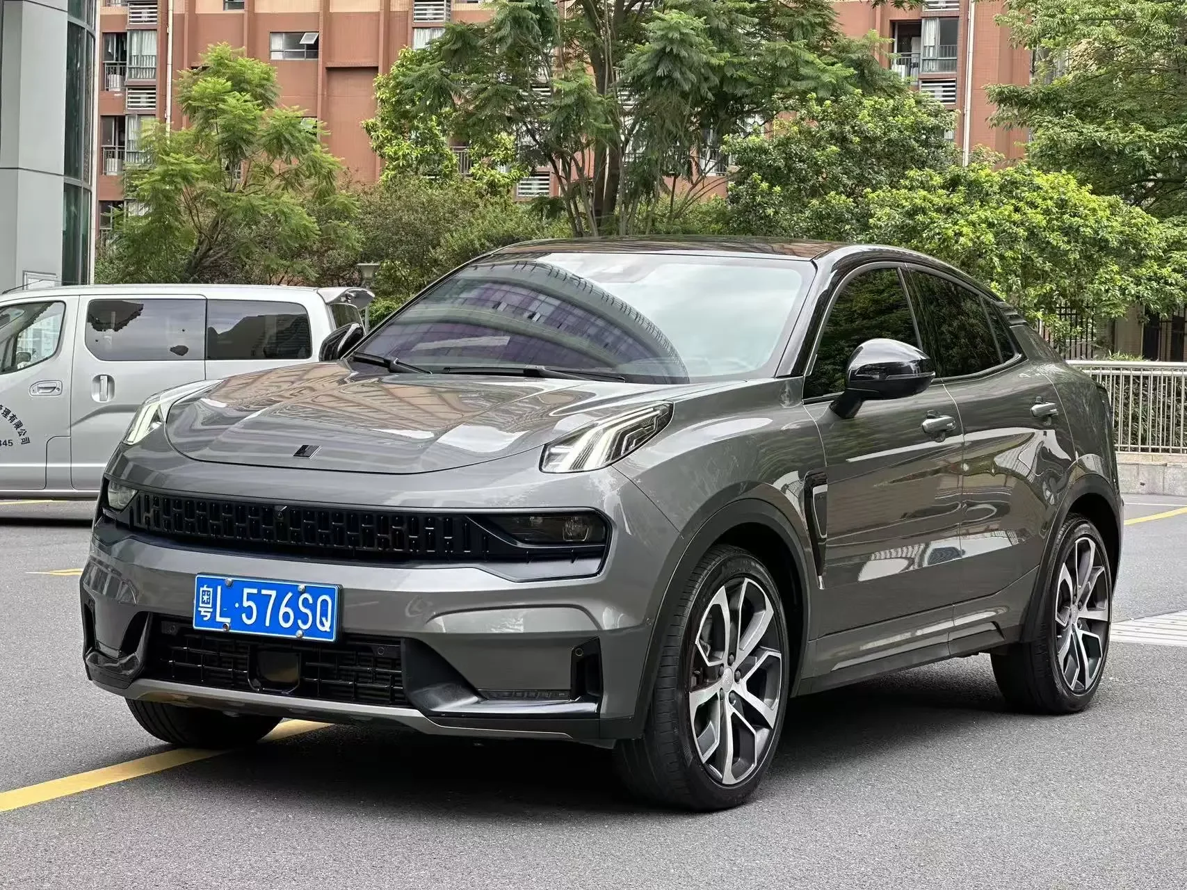 Lynk & Co 05