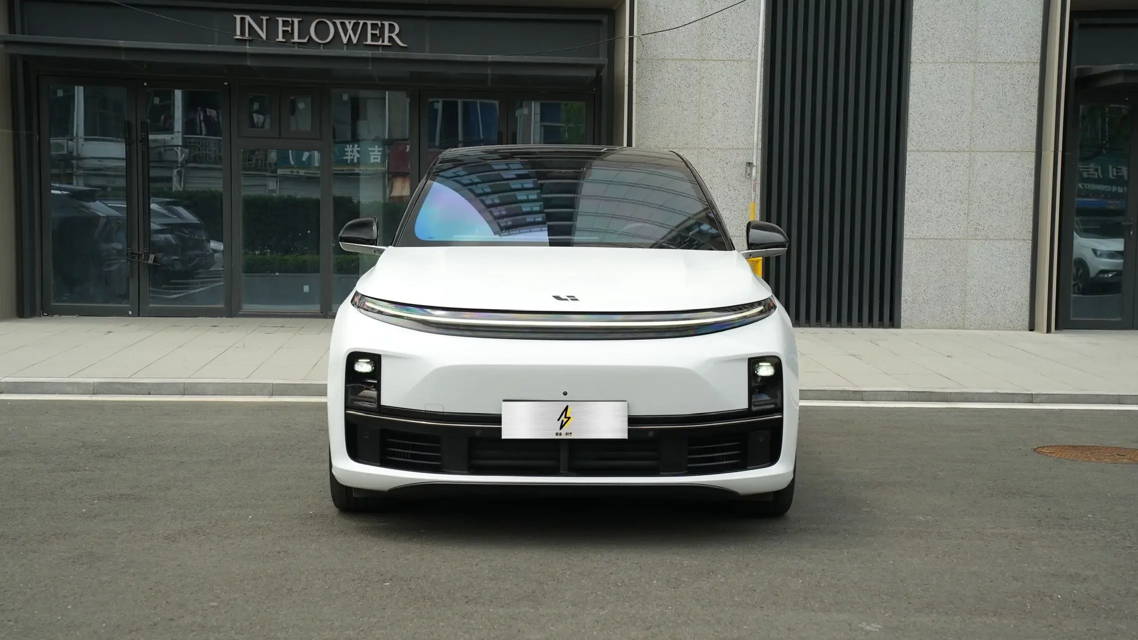 Li L7 (Ideal L7)  из Китая