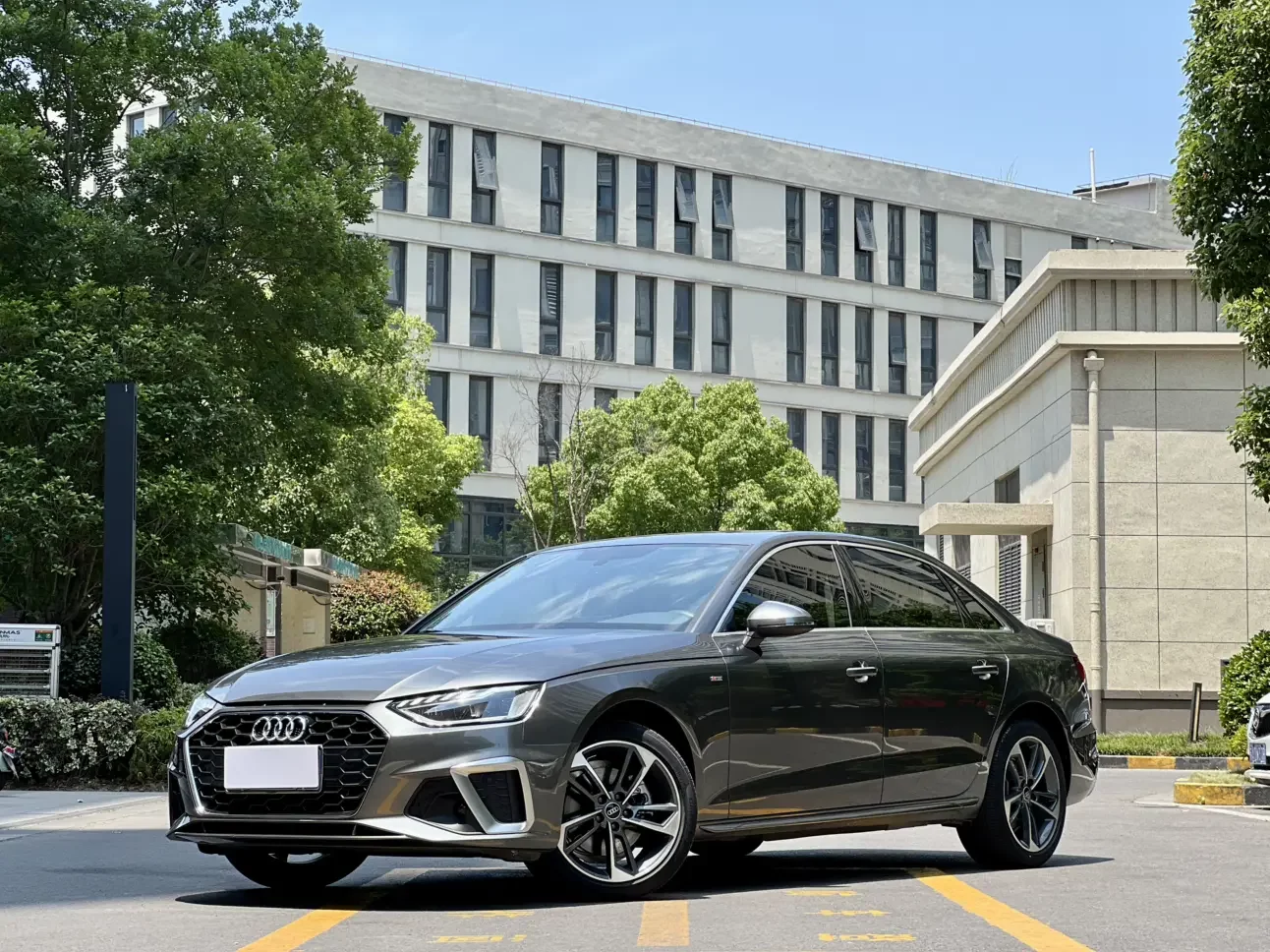 Audi A4L