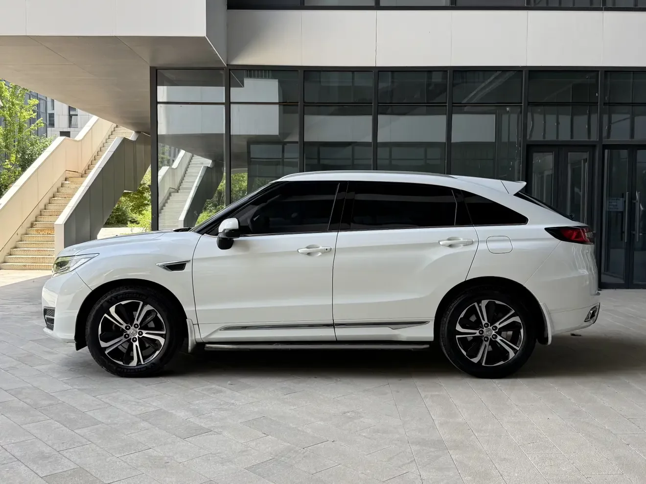 Honda UR-V