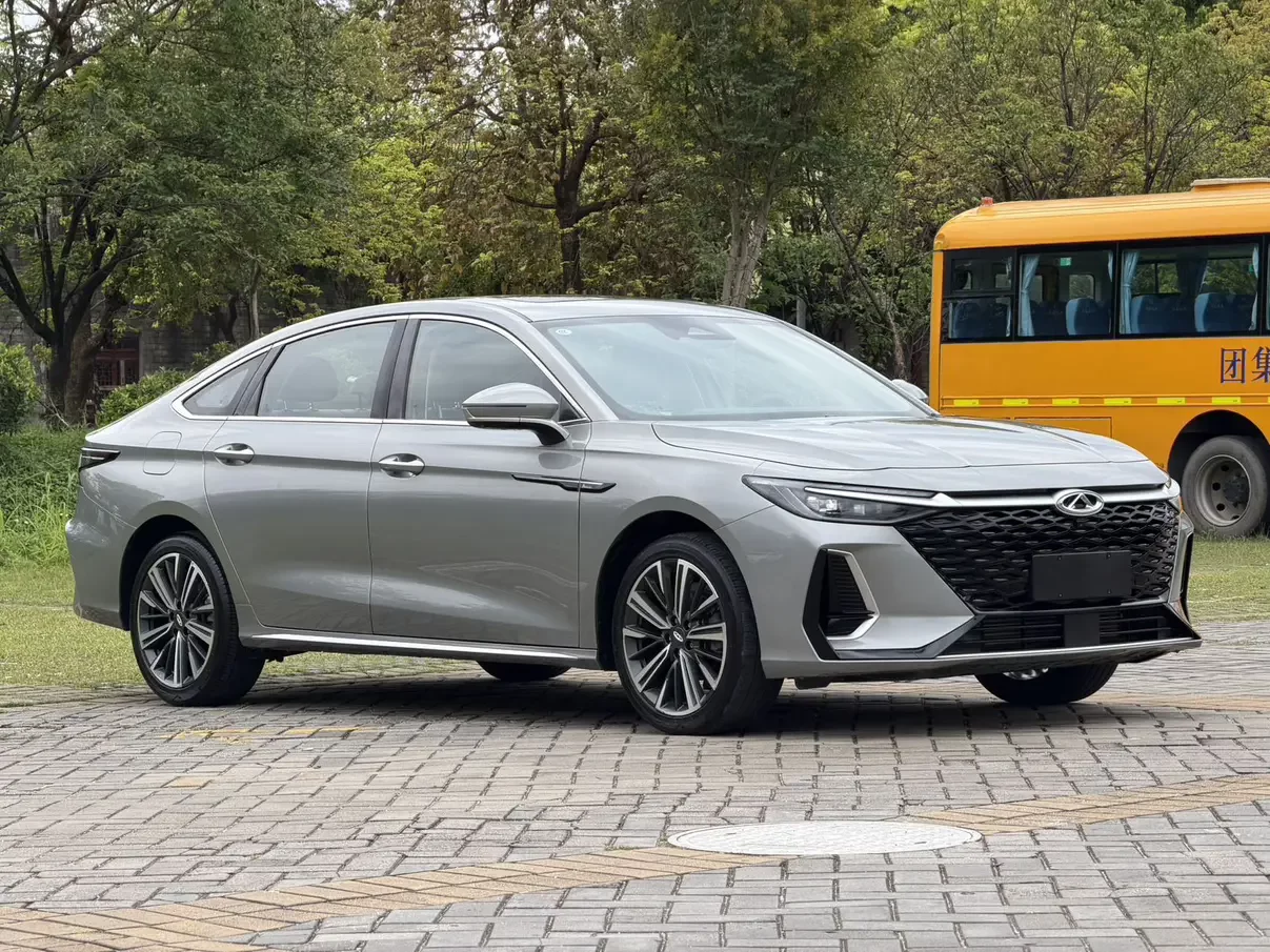 Chery Arrizo 8