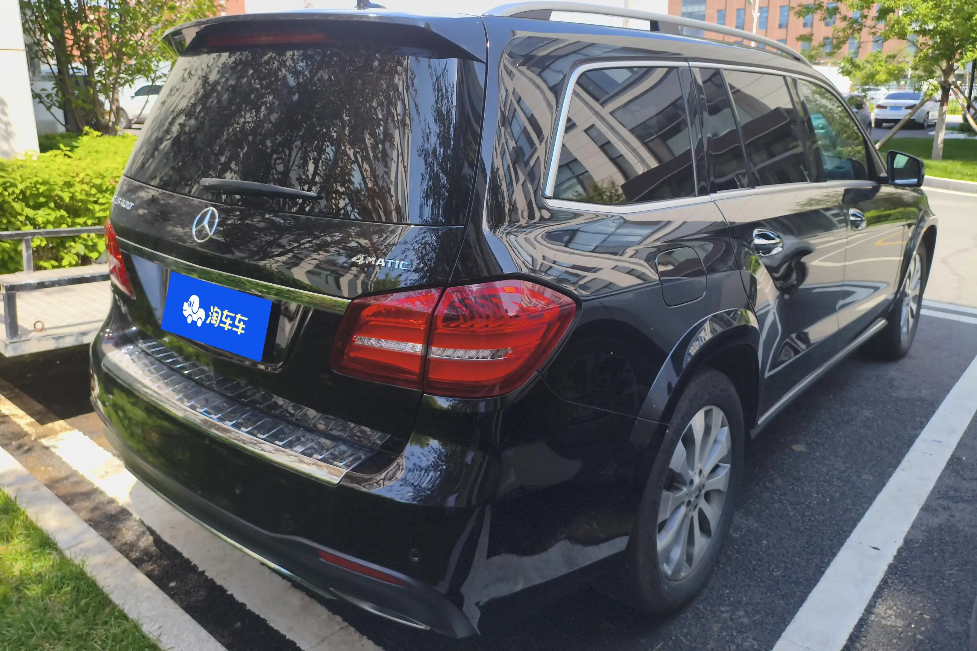 Mercedes-Benz GLS