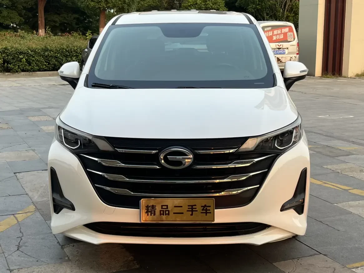 GAC Trumpchi M6  из Китая