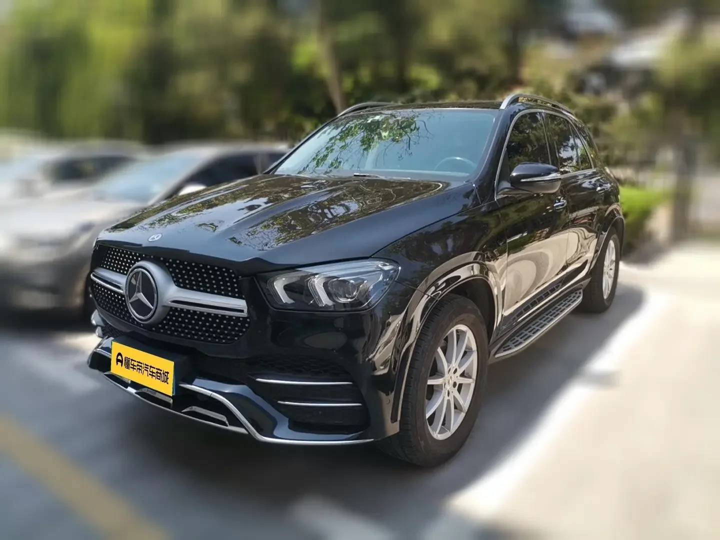 Mercedes-Benz GLE (Imported)