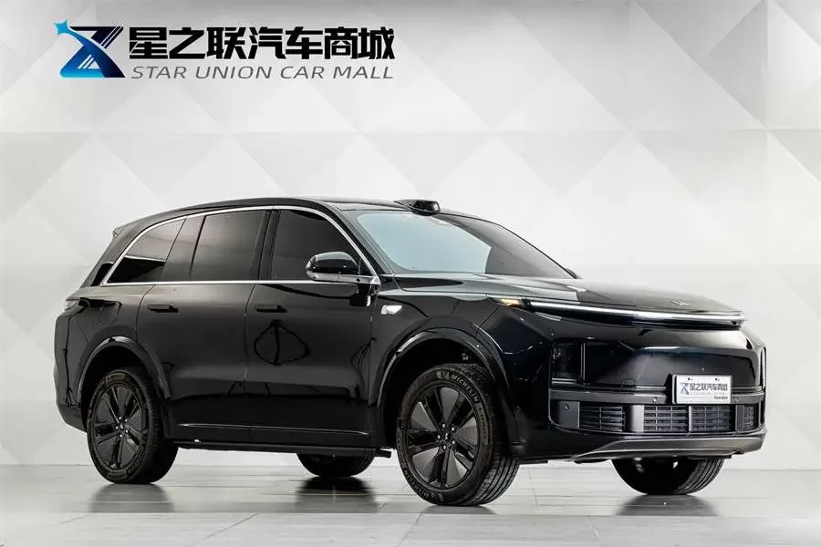 Lixiang L8