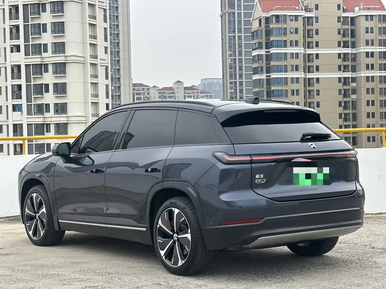 NIO ES7